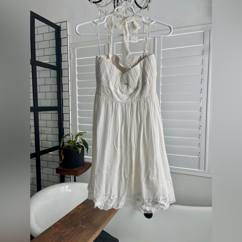 White House/Black Market Halter Dress Size 4 - Picture 3 of 3